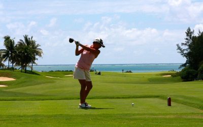 Comment choisir une tenue de golf pour femme ?